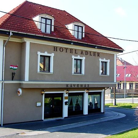 Adler Hotel Budaörs Zewnętrze zdjęcie