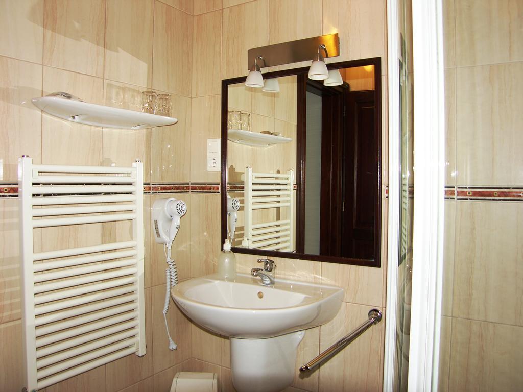 Adler Hotel Budaörs Pokój zdjęcie