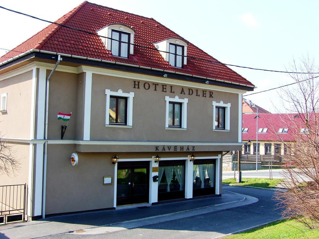 Adler Hotel Budaörs Zewnętrze zdjęcie