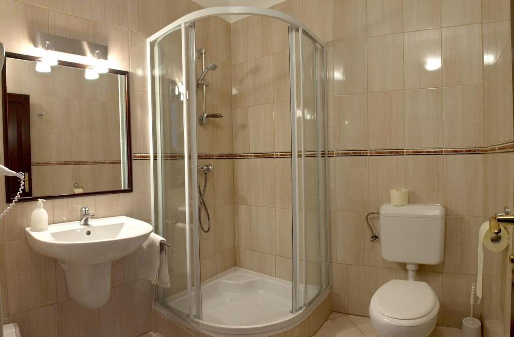 Adler Hotel Budaörs Pokój zdjęcie